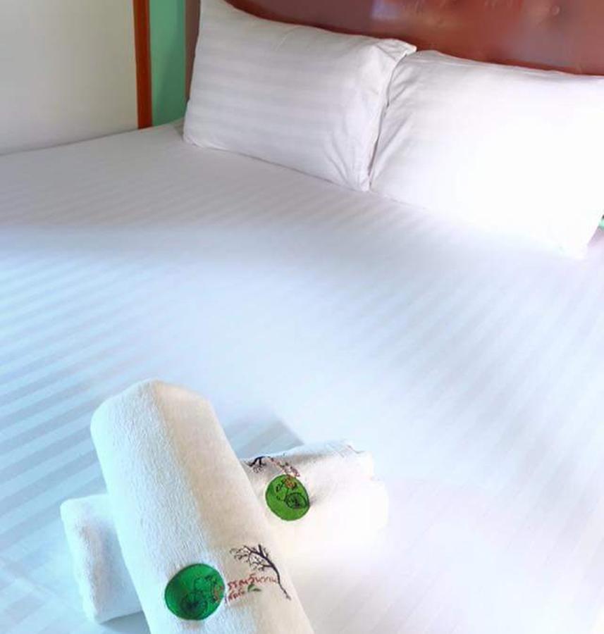 Suphan Wanwarn Resort Suphanburi Extérieur photo